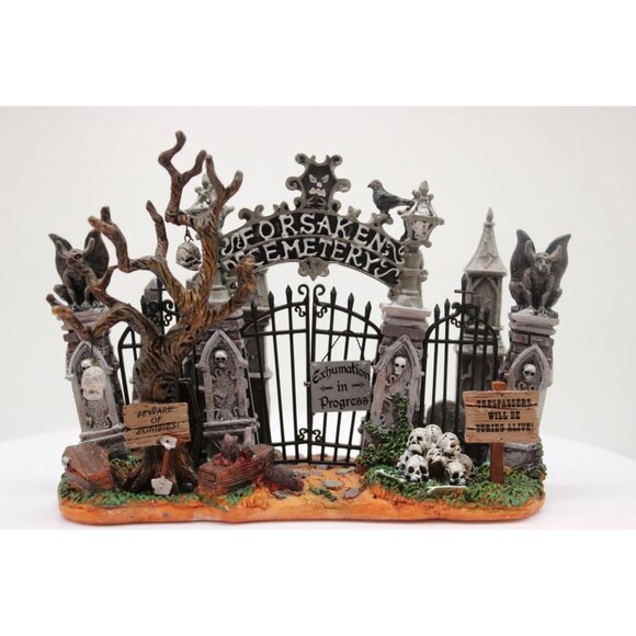 Lemax Spookey Town - Cemetery Gate - Picture 2 of 8